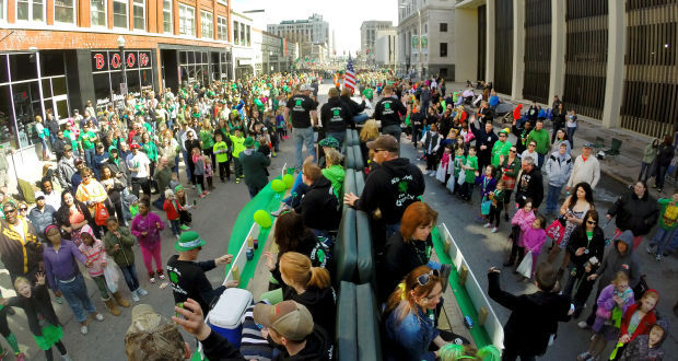 031415-grandparade-js03
